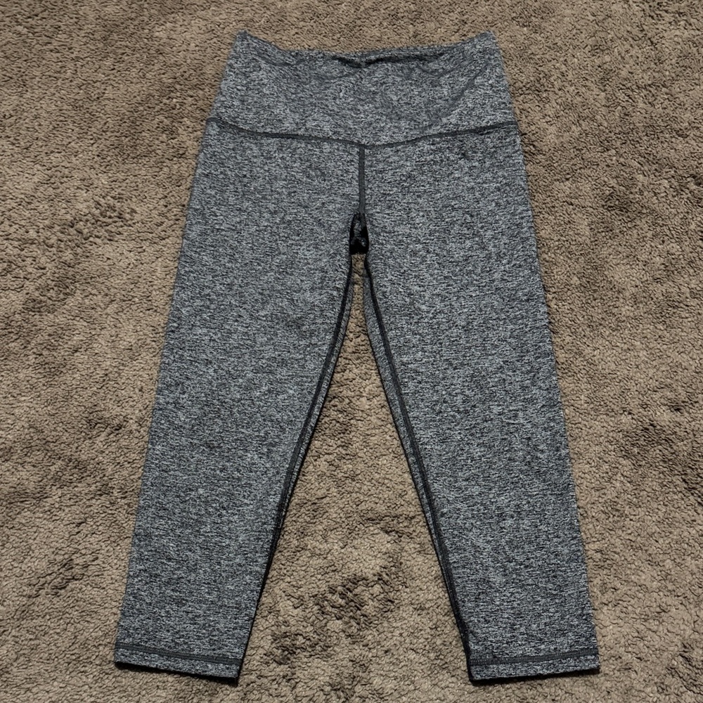 Like New VSX Sport Capri Tights-Sz M-Salt n Pepper